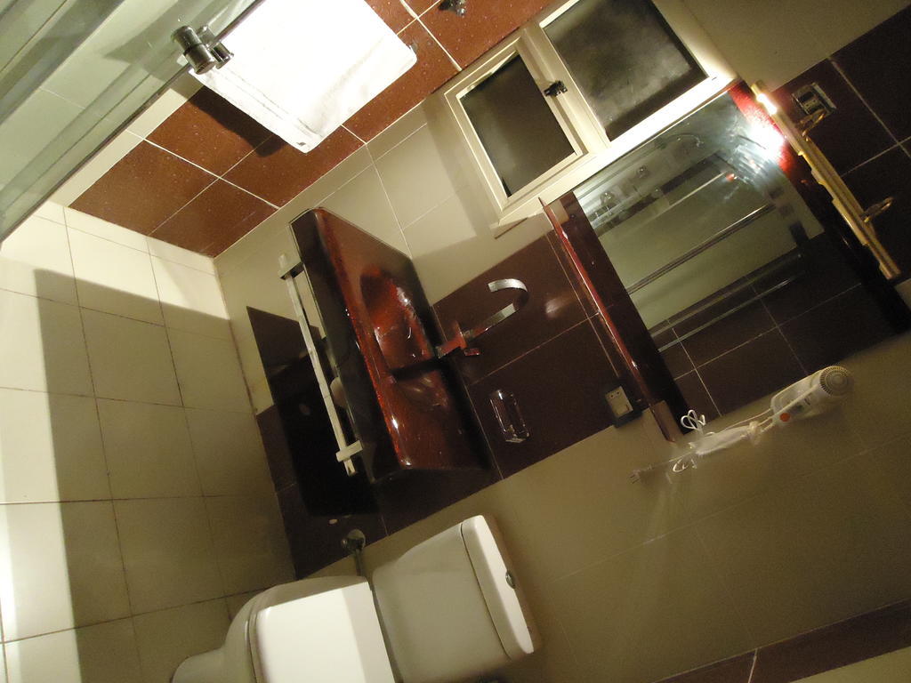 Freedom Hostel Cairo Ngoại thất bức ảnh